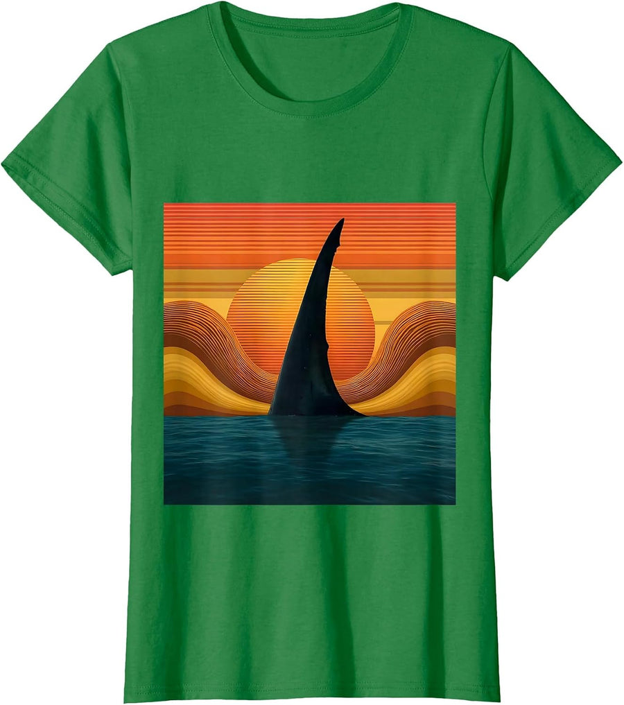 Women's Shark Fin Sunset Ocean Hawaiian Graphic T-Shirt - Kelly Green