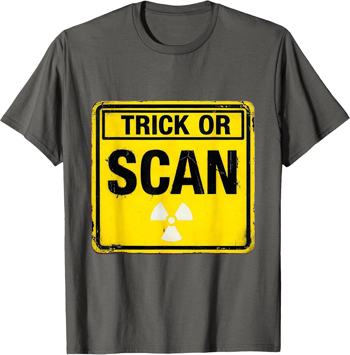 Men's Trick Or Scan Radiology Tech Halloween Workplace Humor T-Shirt - Asphalt Grey